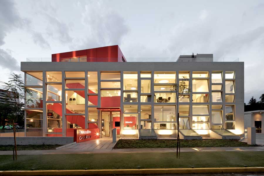 LOUIS VUITTON - Accoya  Commercial design exterior, Retail facade, Facade  architecture