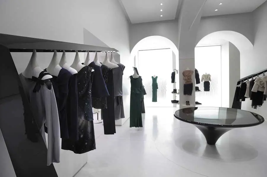 Alberta Ferretti via Montenapoleone, Milan - e-architect