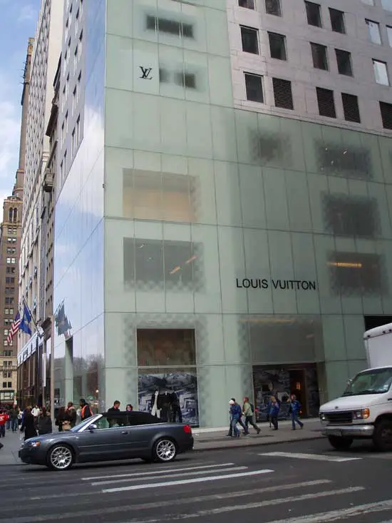 Louis Vuitton New York 5th Avenue Store in New York, United States