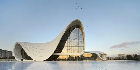 Heydar Aliyev Centre - Monumental buildings