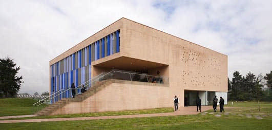 Los Nogales School’s Classroom Bogotá Building Colombia