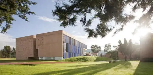 Los Nogales School’s Classroom Bogotá Building Colombia