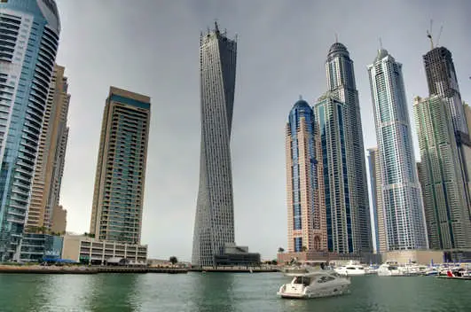 Cayan Tower Dubai
