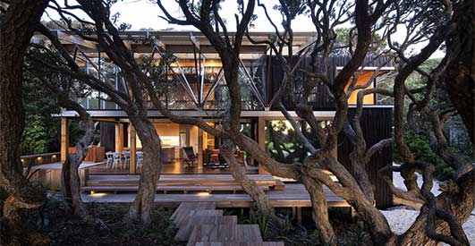 Under Pohutukawa New Zealand Houses