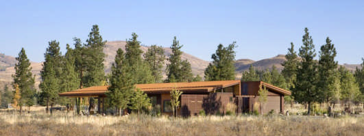 Wolf Creek View Cabin in Washington