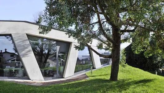 Stamboldžioski Dental Studio Building design by Enota