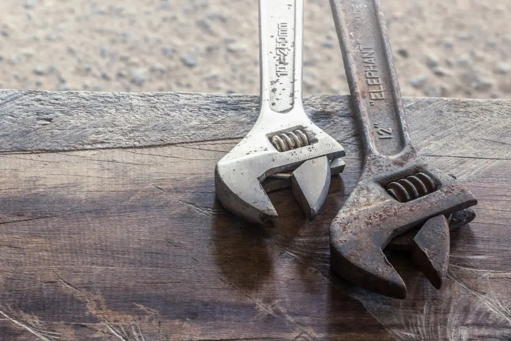 spanners - 8 common farm equipment maintenance mistakes