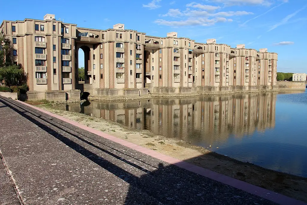 Les Arcades du Lac, France: Saint Quentin-en-Yvelines building