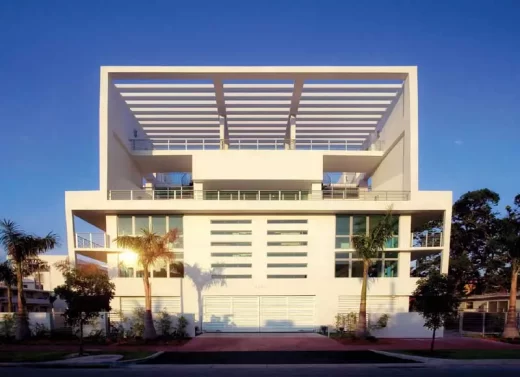 Miami Beach Condo: ilonabay Condominium