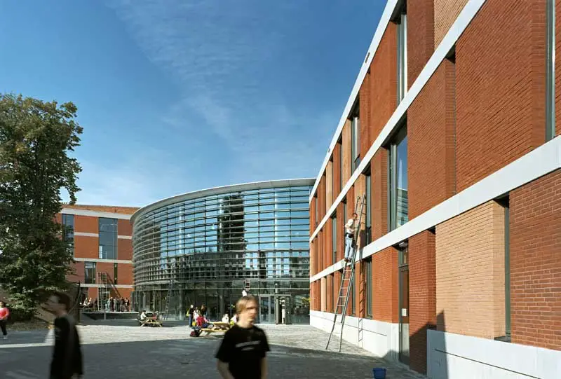 Valuas College, Venlo building Holland