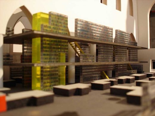 Bookstore Selexyz Dominicanen Maastricht shelving
