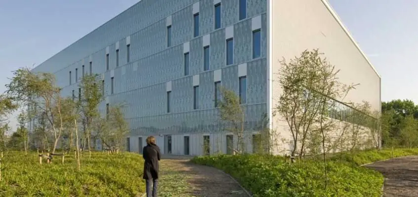 CP Parentarels Oss Building: Schering-Plough