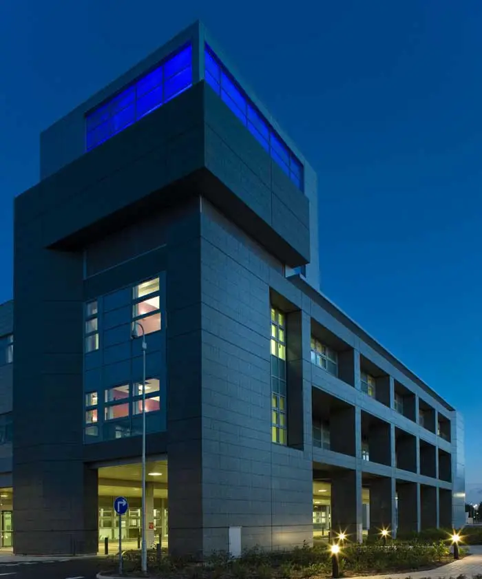 Oxford Cancer Centre Building