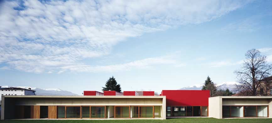 Nursery School Treviso: Veneto Building