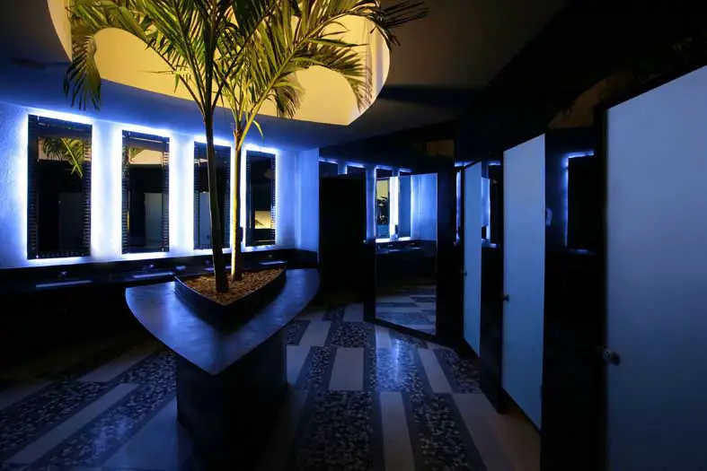Nisha Bar-Lounge: Mexican Interior, Acapulco Bar