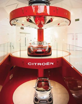 C42 Citreon Paris car showroom interior
