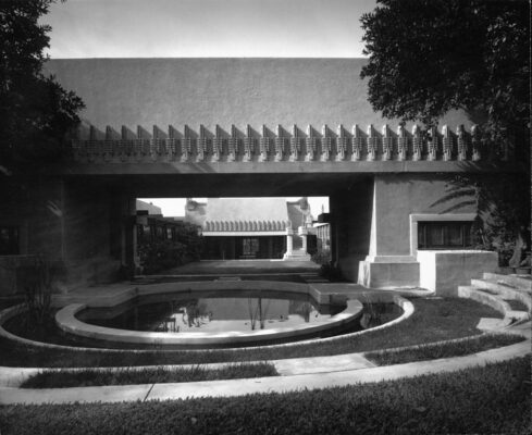 Hollyhock House photo by Julius Shulman Photographer