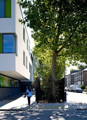 Kentish Town Health Centre London building by AHMM