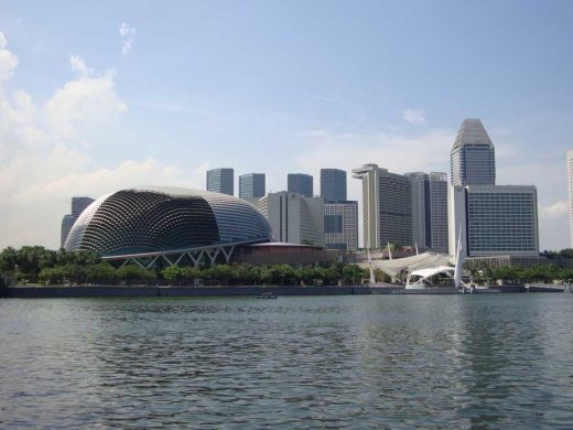 Singapore Arts Center - Esplanade Theatres on the Bay