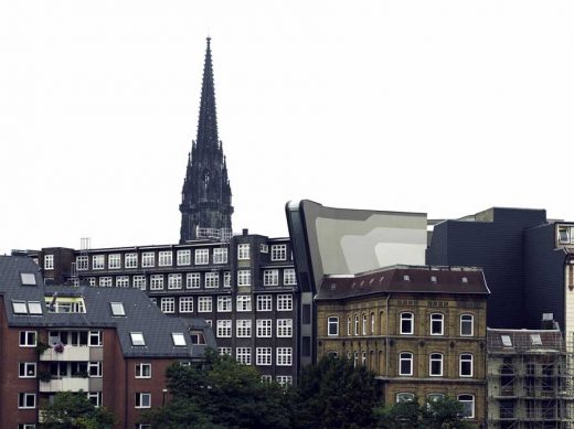 Steckelhörn 11 Hamburg bürohaus roof