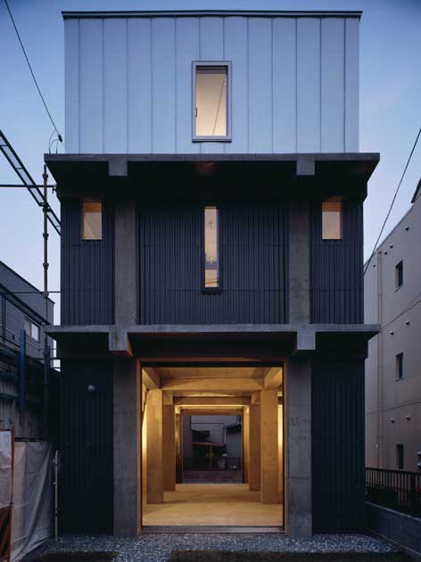 FT Architects - Column and Slab House