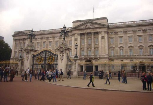Buckingham Palace London building facade