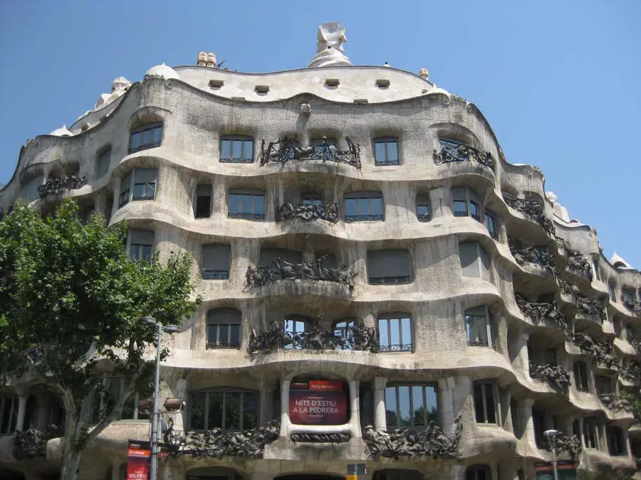 Casa Mila - La Pedrera Barcelona by Antoni Gaudí
