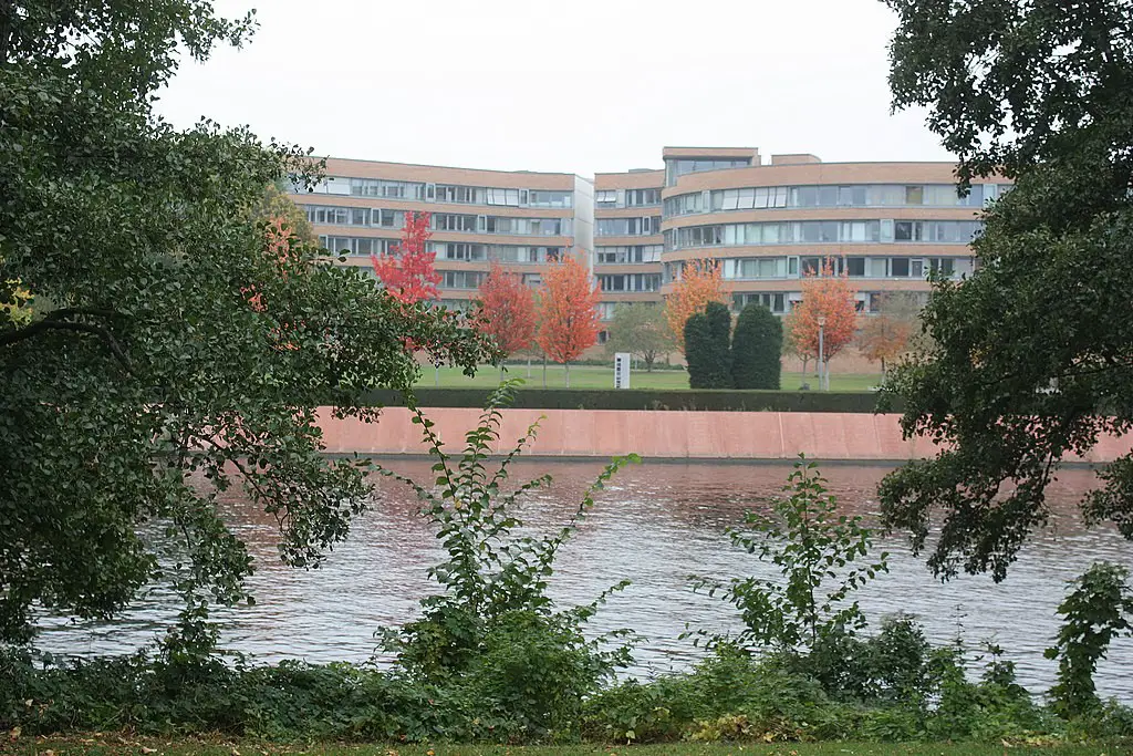 Federal Snake Complex Berlin Building