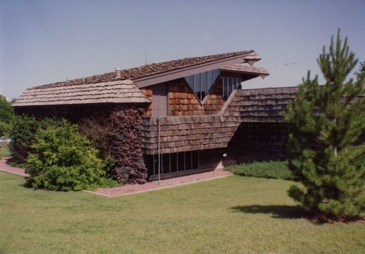 Glen Mitchell House by Architect Bruce Goff