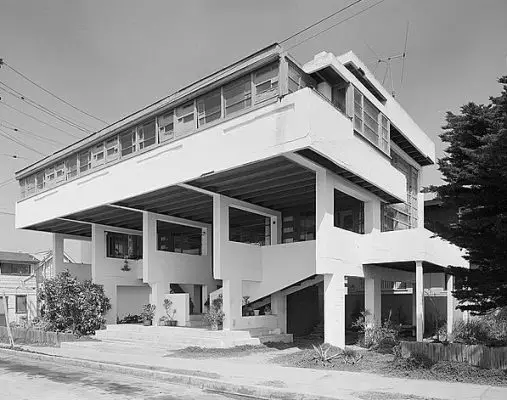 Lovell Beach House, Balboa Peninsula, Newport Beach, California by Rudolf Schindler Architect