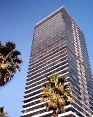 Mapfre Tower Barcelona by Ortiz & Leon Architects