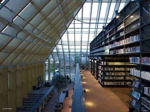 Book Mountain Rotterdam Spijkenisse Bibliotheek