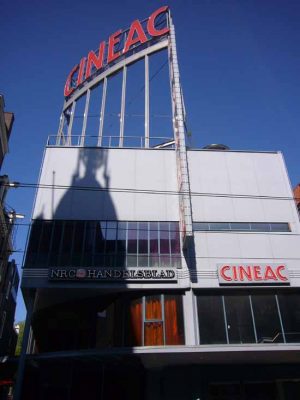 Cineac Handelsblad, Amsterdam Cinema building facade