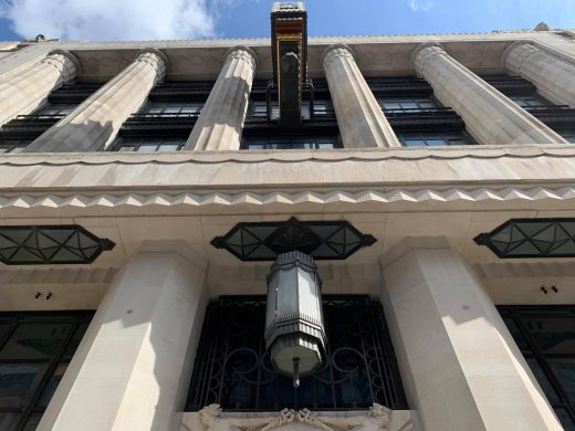 Daily Telegraph London Fleet Street building