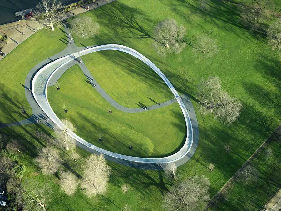 Diana Princess of Wales Memorial Fountain by Gustafson Porter Landscape Architects