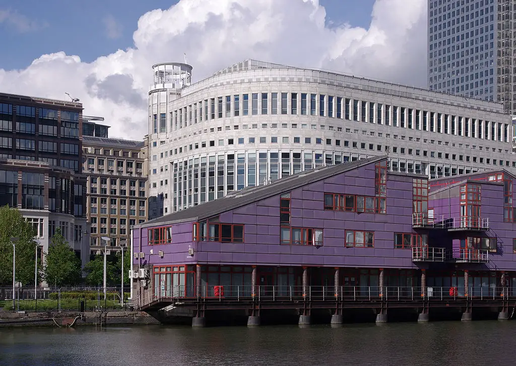 Heron Quays property, Canary Wharf London Docklands design by Nicholas Lacey Jobst Architects