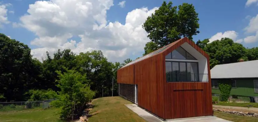 Sustainable Residence Kansas City: House