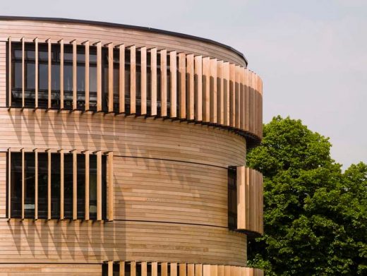 Langley Academy Berkshire: Slough school building