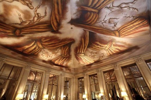 Le Meurice Hotel Paris building interior