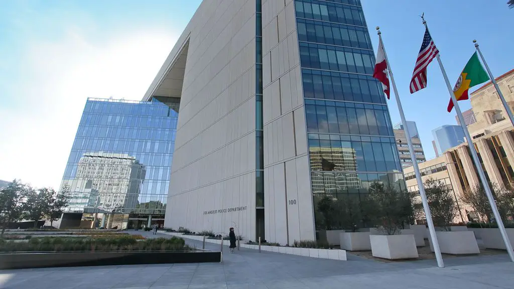 Los Angeles Police HQ Facility by DMJM Architects