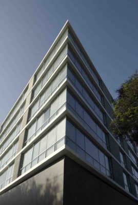 Miraflores Office building design