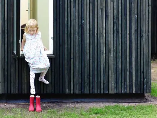 Skybox House, Sjælland home girl wellies