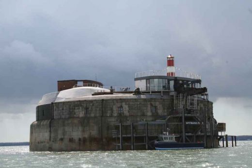 Spitbank Fort Building