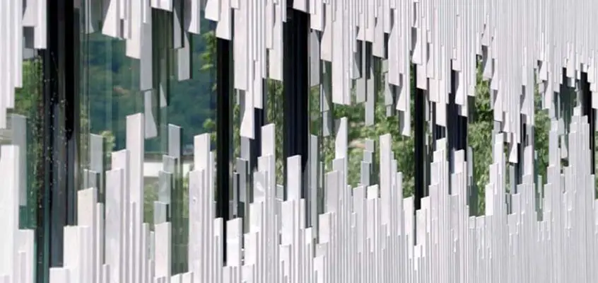 Swiss Radio Station Building: LANDSarchitetture
