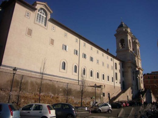 Trinita dei Monti Rome - Piazza di Spagna Building