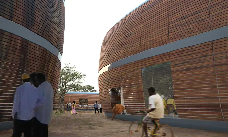 University of The Gambia Africa : Faraba Banta Building