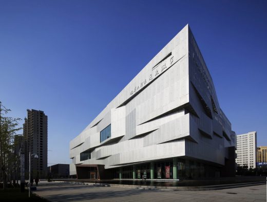 Yingkou Plaza Building by SH-DSD Architects Studio