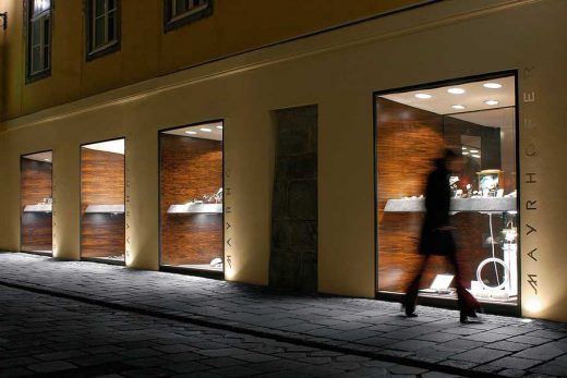 Juwelry Mayrhofer Linz store building facade