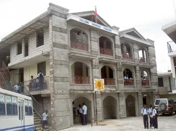 Article 25 in Haiti: Earthquake Zone Design