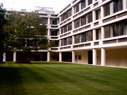 Queens' College Buildings Cambridge building design by Powell & Moya Architects